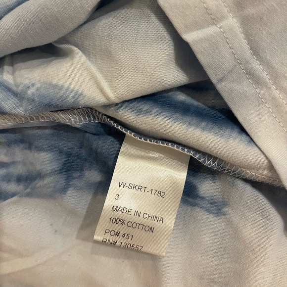 NWT Blue and white tie dye 3x stretchy tiered maxi skirt Elastic waist - Picture 5 of 7